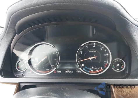 2015 BMW 740Li xDrive z USA, uszkodzony, nr VIN WBAYF4C54FD874107